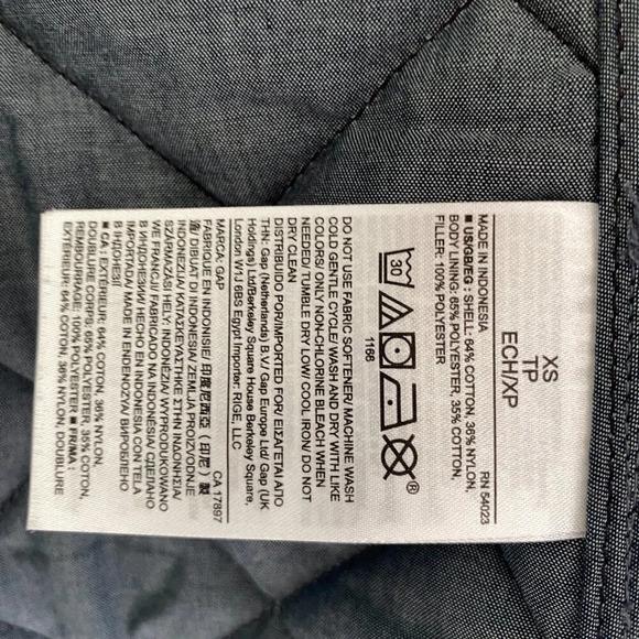 GAP Eggplant Purple Quilted Lightweight Bomber Jacket Size  XS - Picture 6 of 9